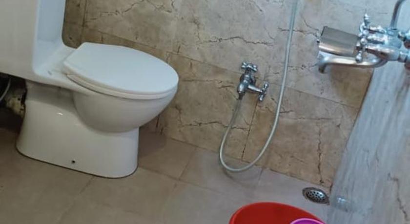 Image of Deluxe Room Queen 15