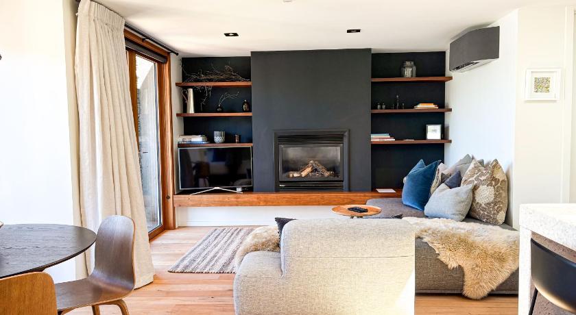 Image of Deluxe One-Bedroom Apartment 0