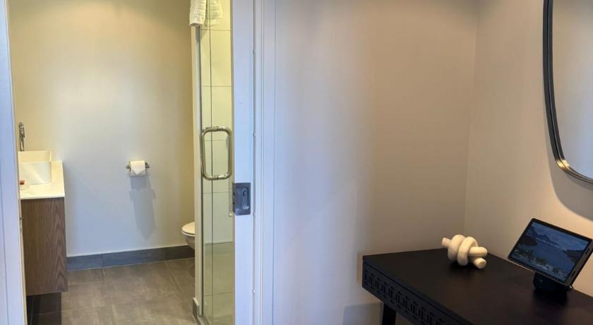 Image of Apartment 4