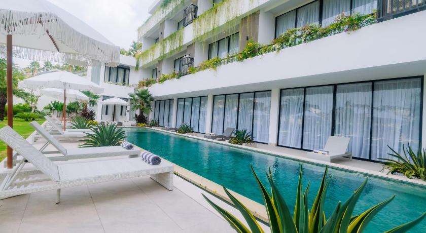 Octa Canggu Villa and Condotel - image 18
