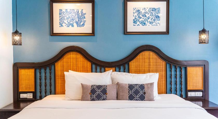 Image of Deluxe Room 12