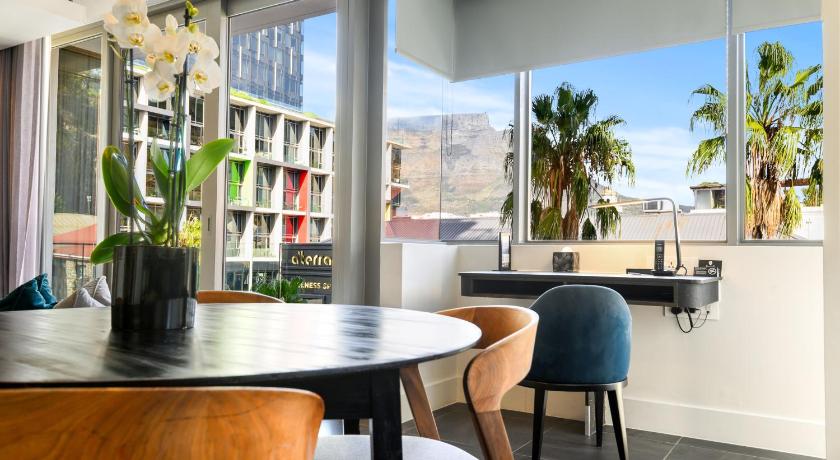 Image of Luxury One Bedroom Suite 9