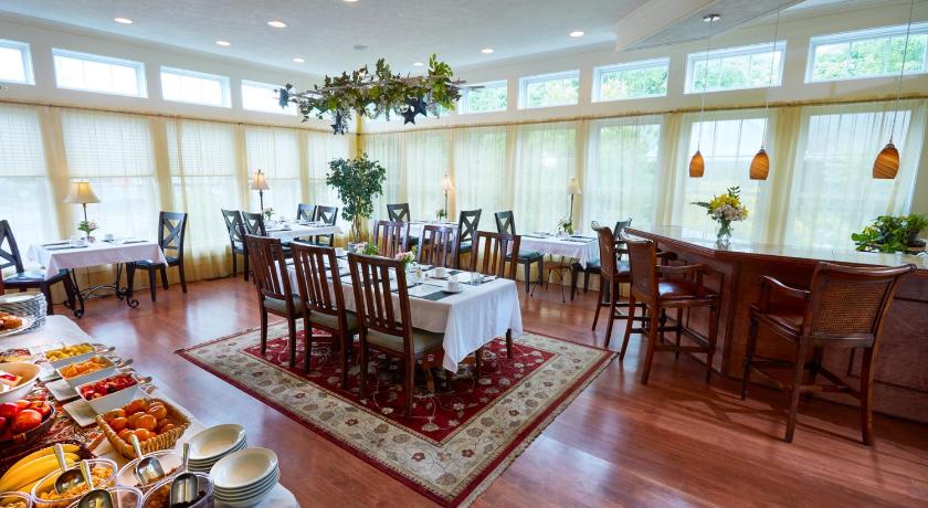The Mount Vernon Inn photo