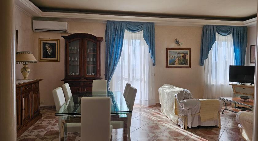 Ozier Luna Domus 4-Star Single Room room