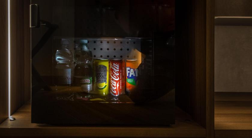 ローマ Fontart Tritone 4つ星 ホテル スイート