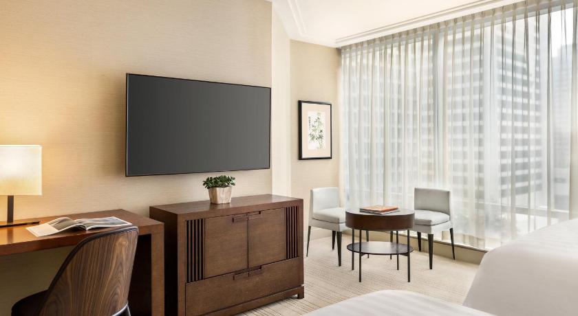 Image of 2 DOUBLE BEDS CITY VIEW 1