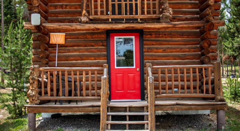 뒤부아 (WY) Crooked Creek Guest Ranch 숙소 외관
