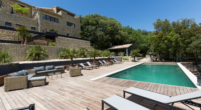 Hotel La Maison de Crillon — Hotel in Crillon Le Brave