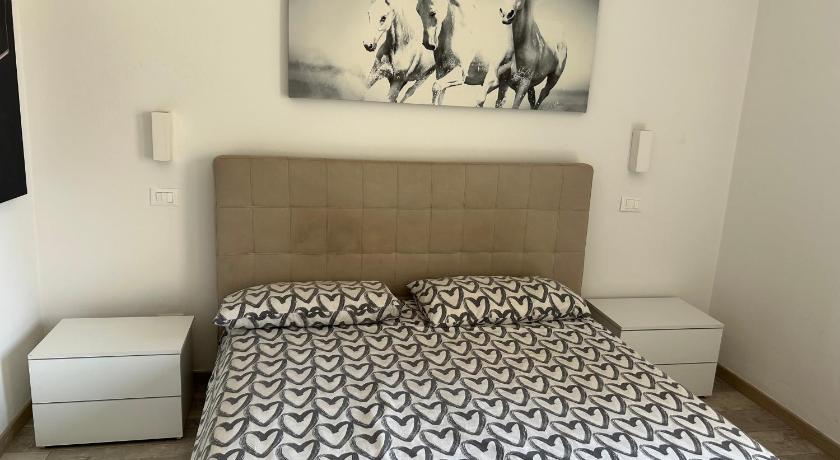 Image of King Studio with Sofa Bed and Balcony 15