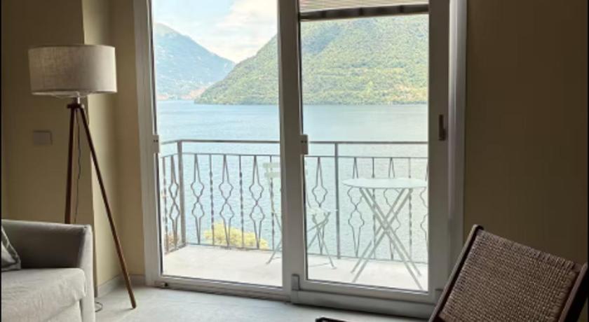 MEA sul lago