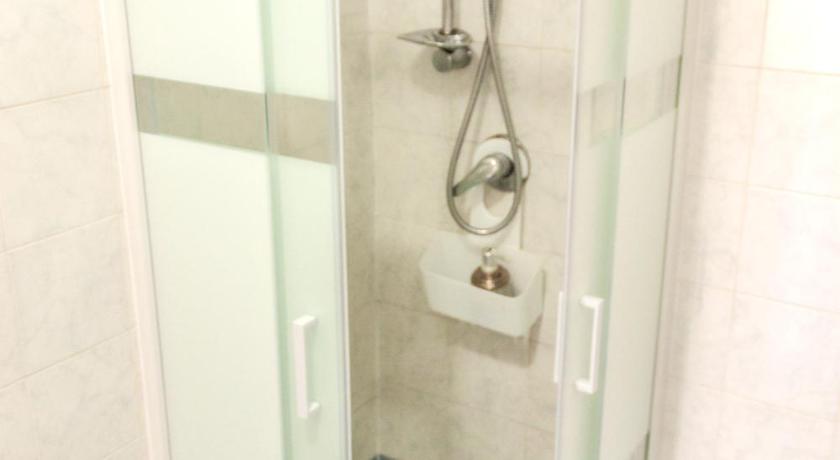 로마 A casa di Marco Guesthouse 2 - Apt di Ciampino e stazione per Roma 3성급 싱글룸 수영장