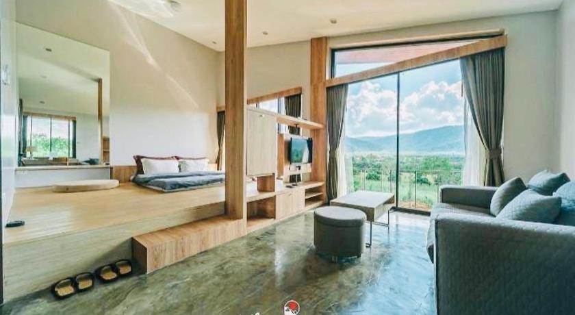 Khao Yai HYDE198 homeresort 3-Star Hotel suite