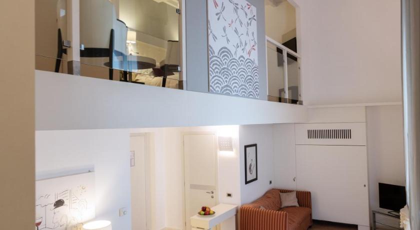 Image of King Duplex Junior Suite 11