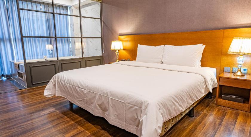 Image of [Limited Offer] POOL VILLA ROYAL SUITE 10