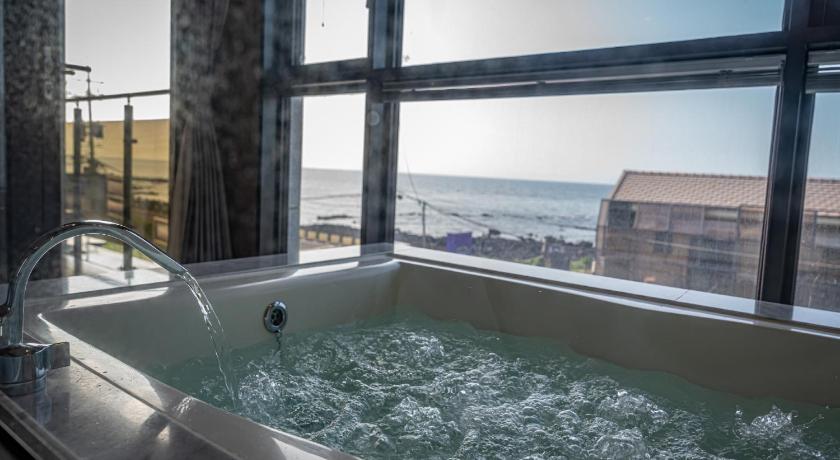 Image of [Limited Offer] POOL VILLA ROYAL SUITE 2
