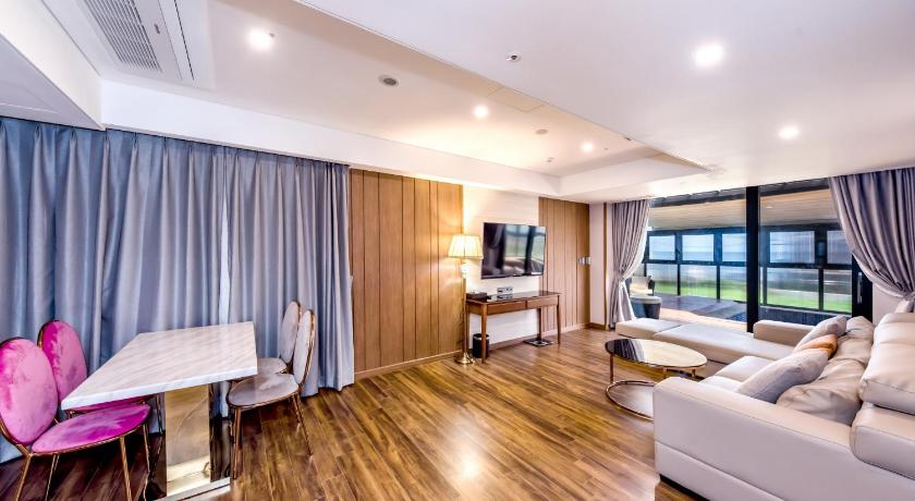 Image of Oceano Ocean Pool Villa 0