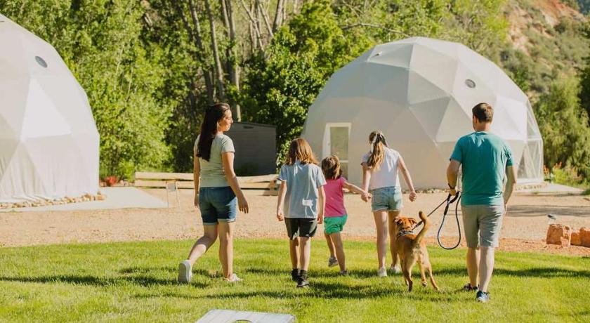 格伦代尔 (UT) Zen Zion Evergreen Dome 4星级 住宿 设施