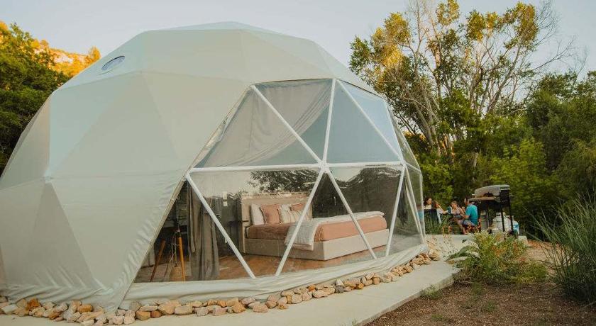 Zen Zion River Dome