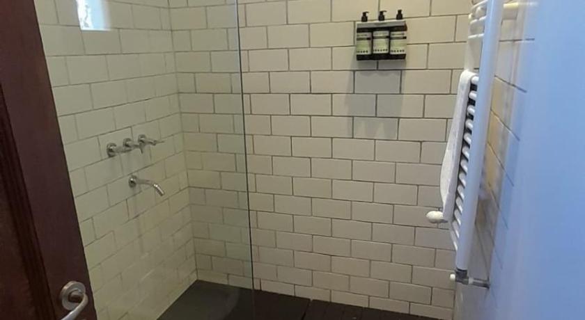 Image of Superior Twin Room 2