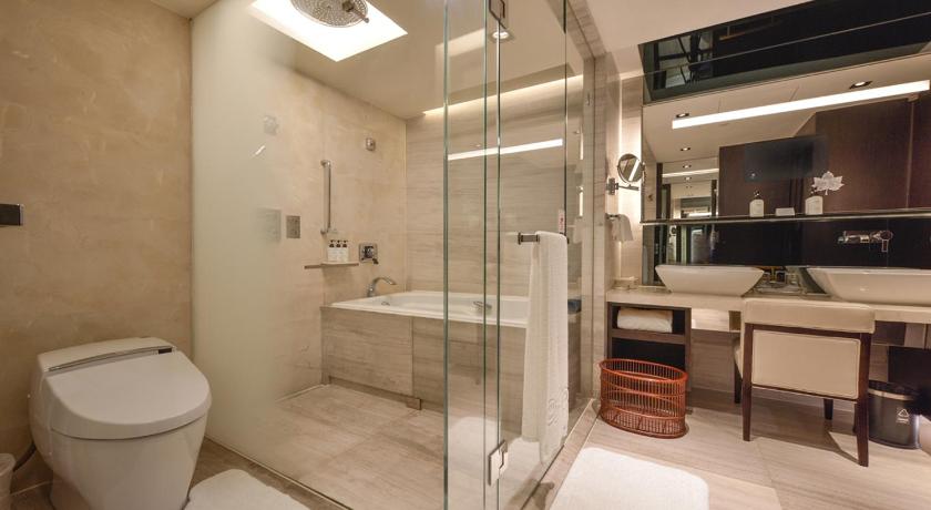 Image of West Building Double Room - Non-Smoking 13