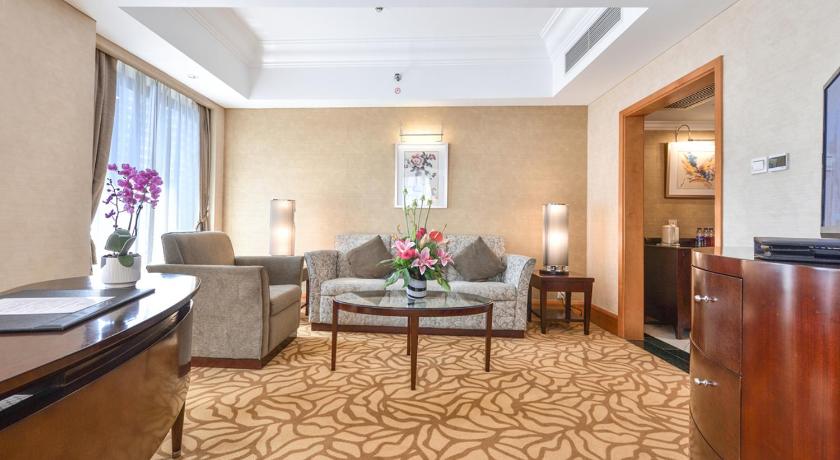 Image of Standard Suite 4