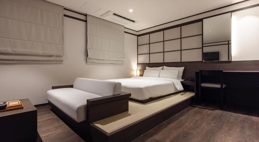 Deluxe Double Room with Stone Hot Spring 이미지 0