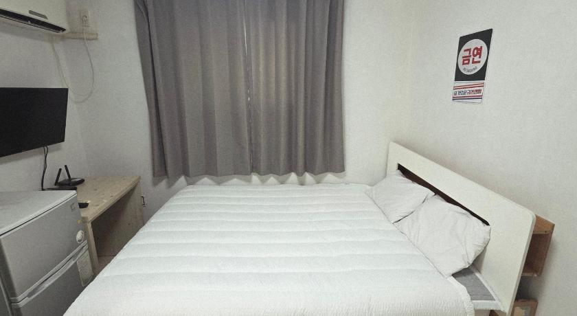 Incheon 경주펜션 Gyeongju Pension Hotel room