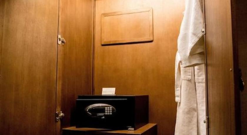 Image of Premier Suite 11