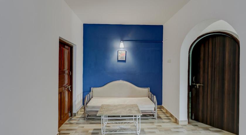 Image of 4 Bed AC Mixed Dorm with Attached Washroom 10