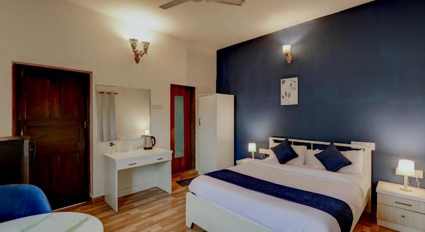 Image of Deluxe Room with Balcony 0