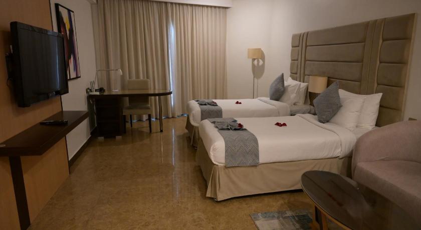Image of 2 Single Beds, Superior Room, Sofa 9