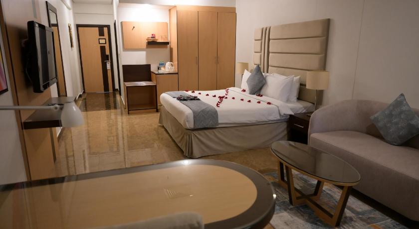 Image of 1 Double Bed, Superior Room, Sofa 9