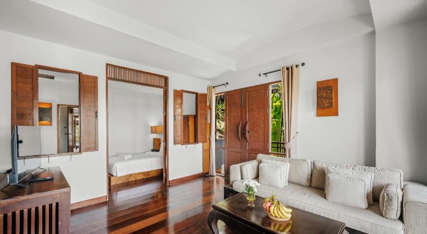 Image of Deluxe Suite 2