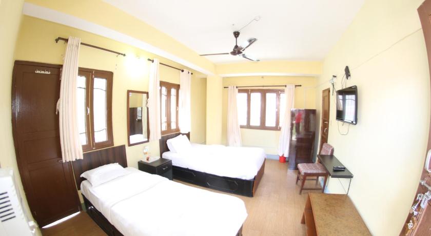 HOTEL GORKHA BISAUNi Best Hotel in Gorkha in Darechok — photo 2