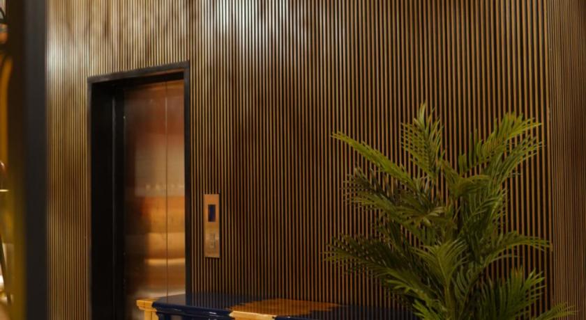 The LC hotel - image 4