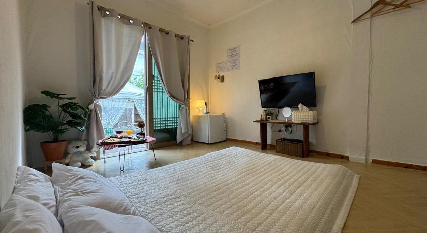 Jeonju Pungnam House 3-Star Hotel lobby