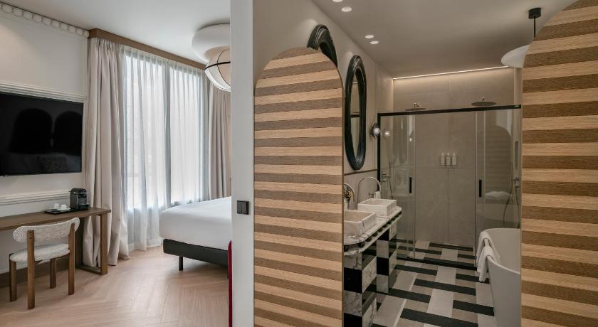 Image of Junior Suite 3