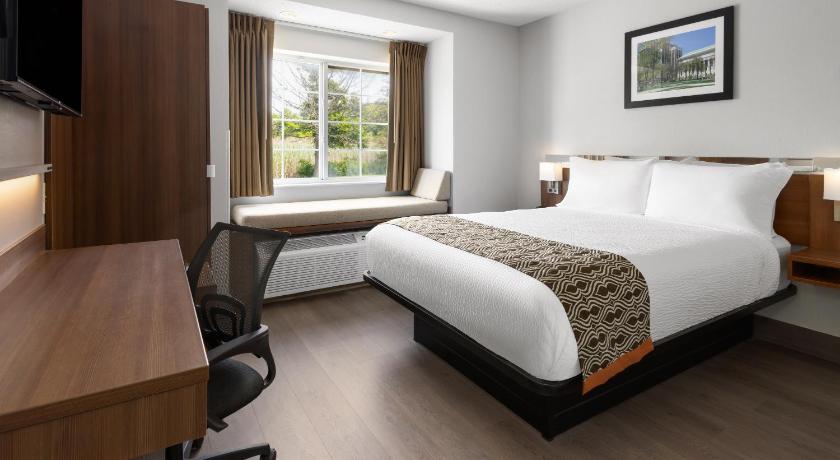 Foto Kamar Deluxe dengan Kasur Queen – Bebas Asap Rokok (1 Queen Bed Deluxe Room Non-Smoking) 1