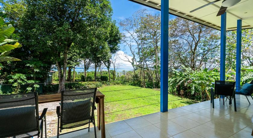 파보네스 Sea View Modern dream House 2성급 싱글룸 로비