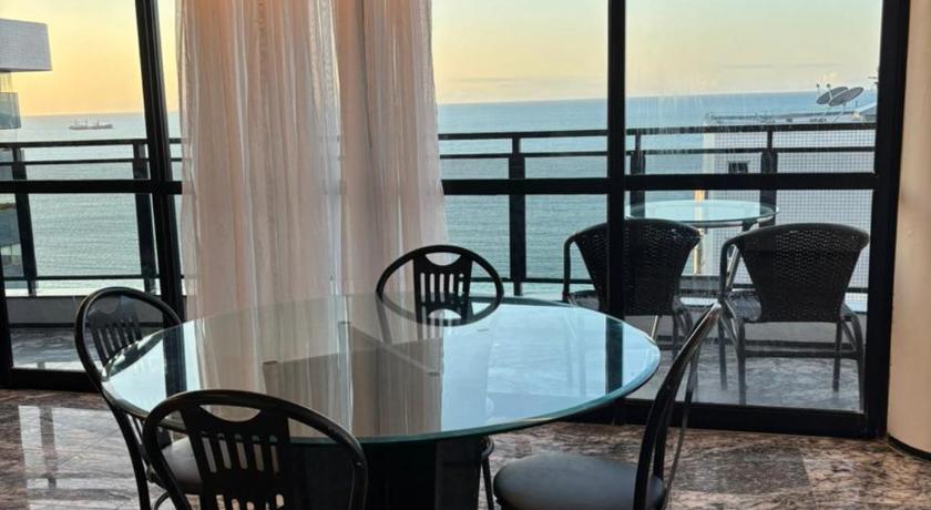 Imagem de Royal Exclusive access to the Pool 15