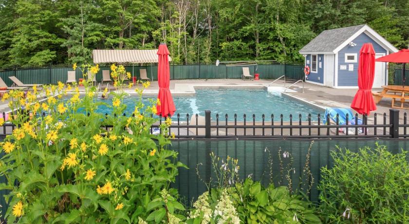 キリントン (VT) BellaVista - Mountain bike to the trails, Pool, Gym 5つ星 宿泊施設 外観