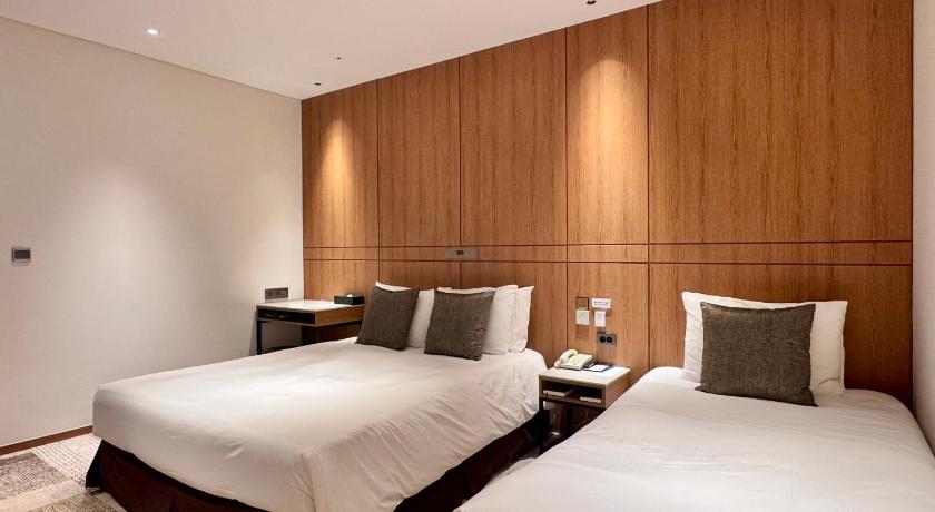 Bild av Twin Room - Barrier free - No Window 0