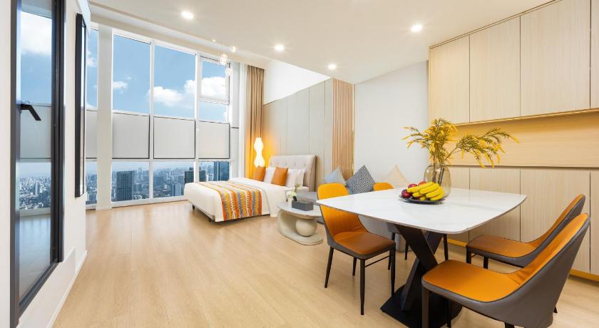 Chengdu The HEJINN House Design Lofts & Suites-Chunxi Road T,aikoo Li Branch Hotel suite