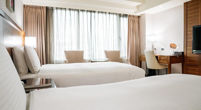 Image of Superior Twin bed 4