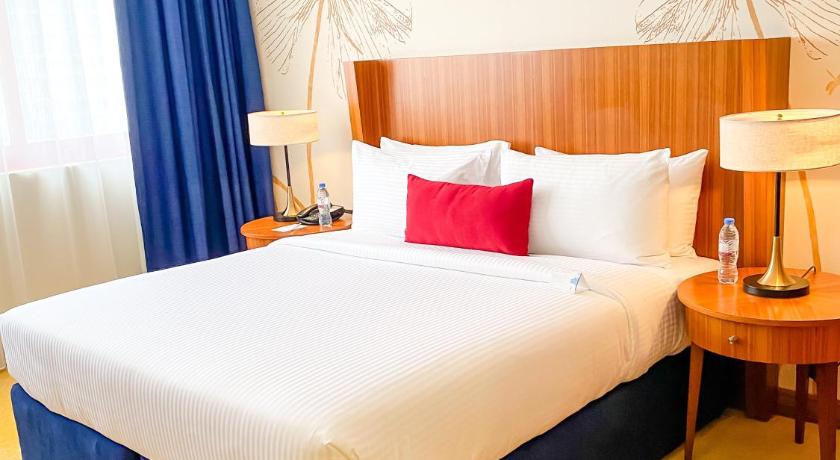 Image of Premium King Room 7