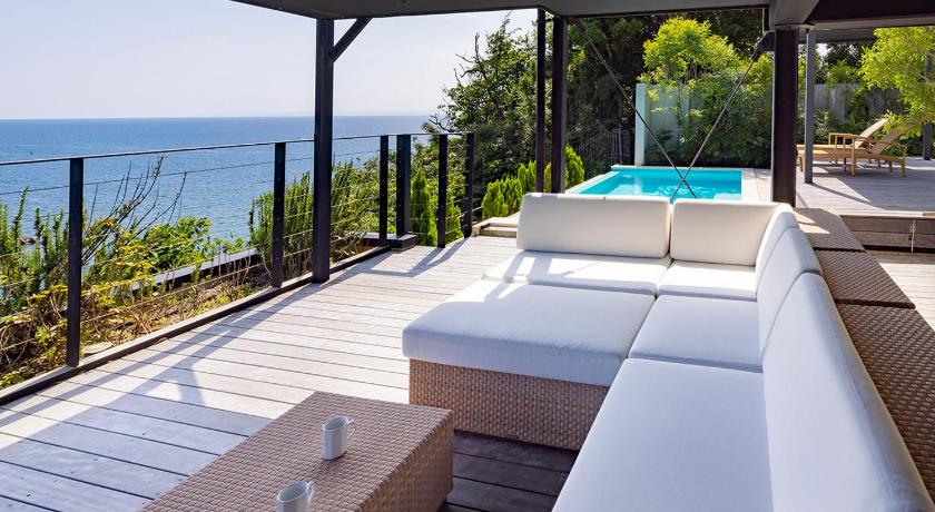 横須賀 L'Onde d'Azur Minamihayama 4つ星 宿泊施設 施設