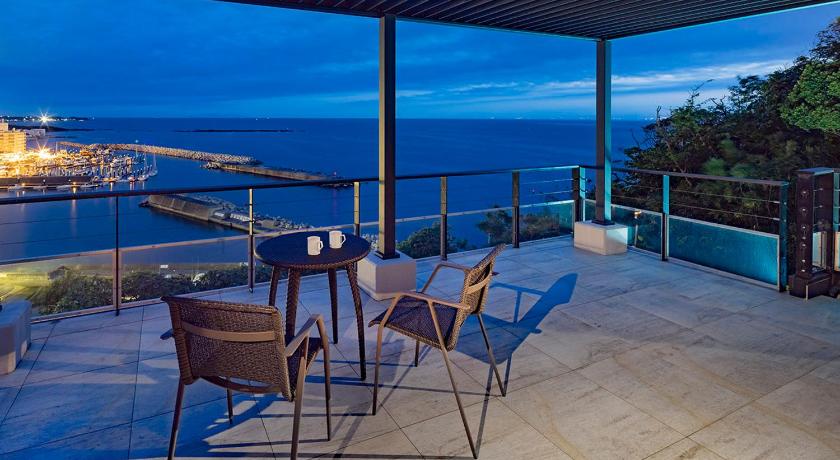 横須賀 L'Onde d'Azur Minamihayama 4つ星 宿泊施設 眺望