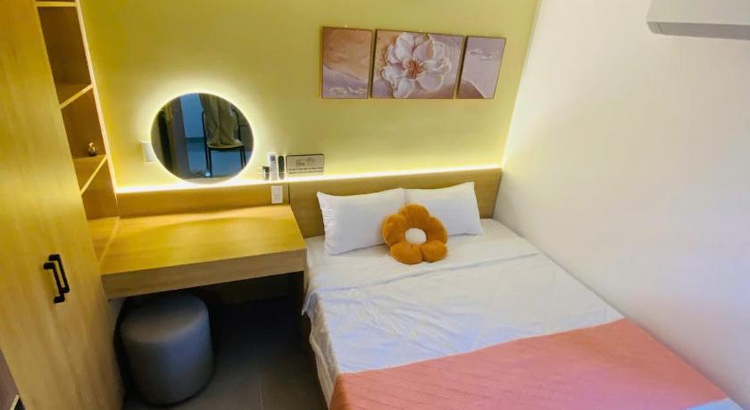 Image of One-Bedroom Apartment 9