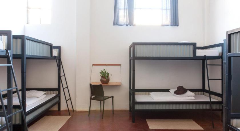 Image of Bed in 12-Bed Mixed Dormitory Room 0