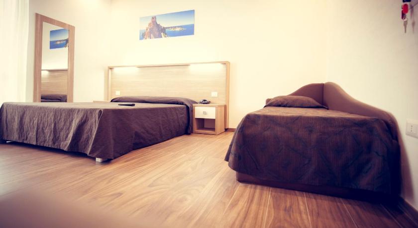 Hotel Fini